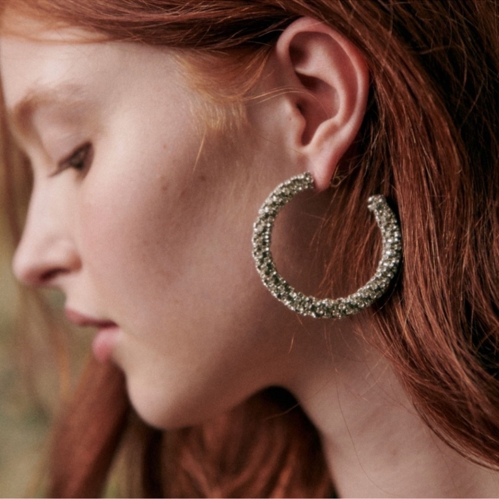 NWOT Sézane Athena sparkly silver Hoop Earrings